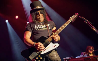 Slash announces new electrifying live album and concert film Live at the SERPENT Festival