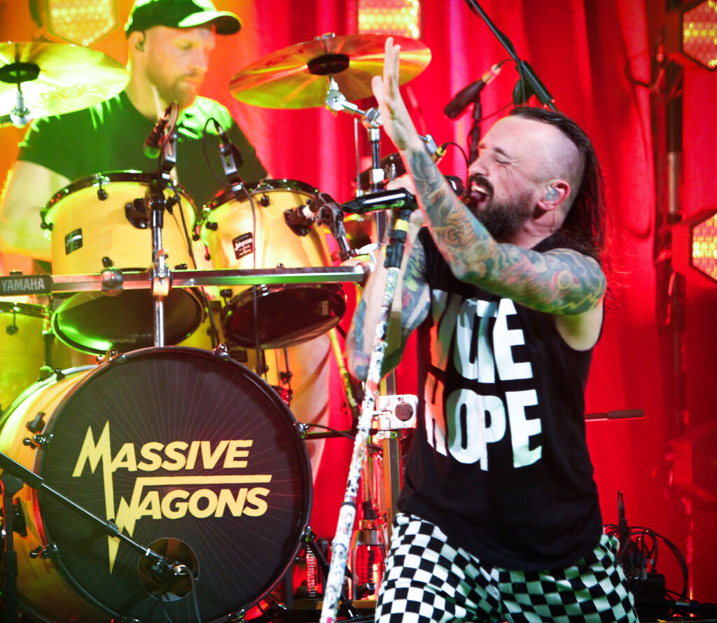 MASSIVE WAGONS HOLMFIRTH PICTURE DOME
